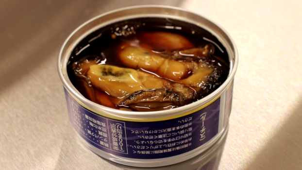 久美浜産牡蠣を使用した缶詰製造